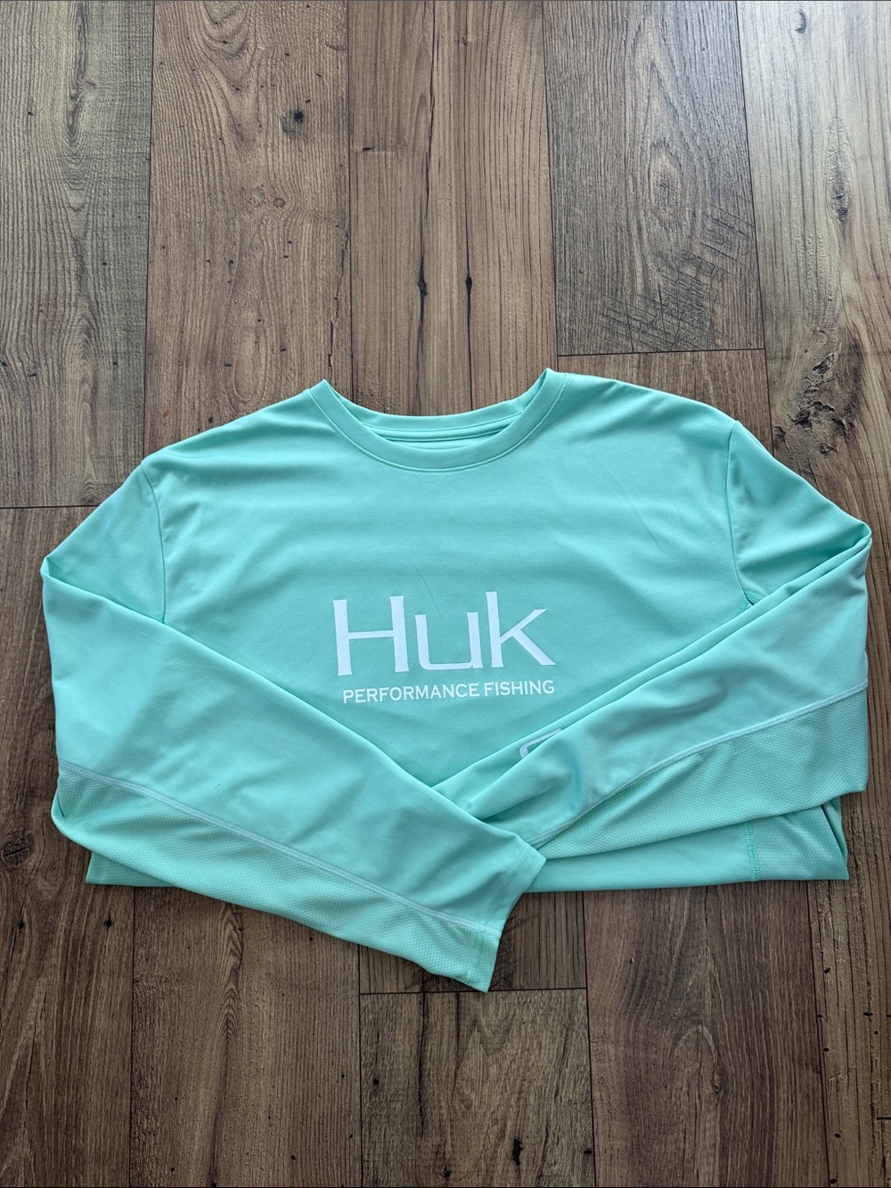 Huk Men's Mint Green Performance Long-Sleeve Shirt